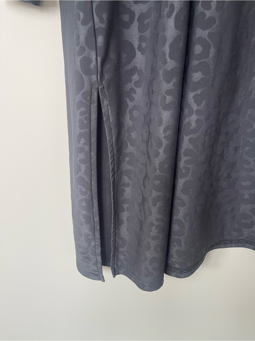Sympli | Gray Leopard Printed Jersey Stretch Tunic Top Asymmetrical Neckline - Picture 4 of 5